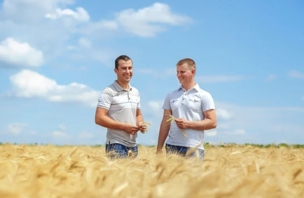 dudes-in-field-chilling